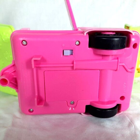 Fisher Price Little People Camping Adventure Pop Up Camper with Sounds 2007 - Picture 9 of 15